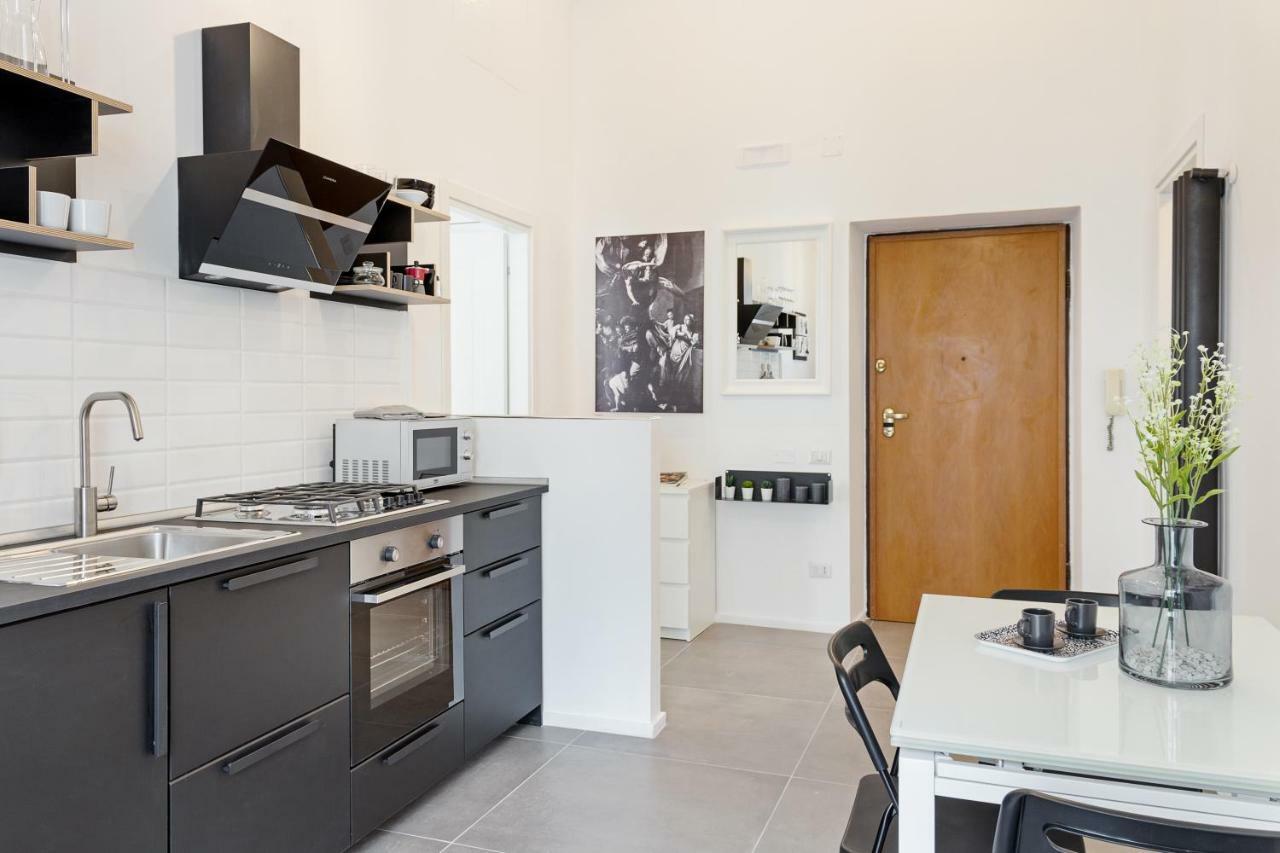 Napoli Suite Caravaggio Apartment Buitenkant foto