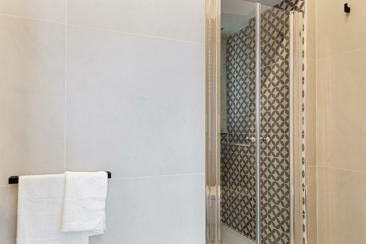 Napoli Suite Caravaggio Apartment Buitenkant foto